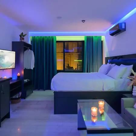 25 Dikaiosinis Ave. Apartment *
