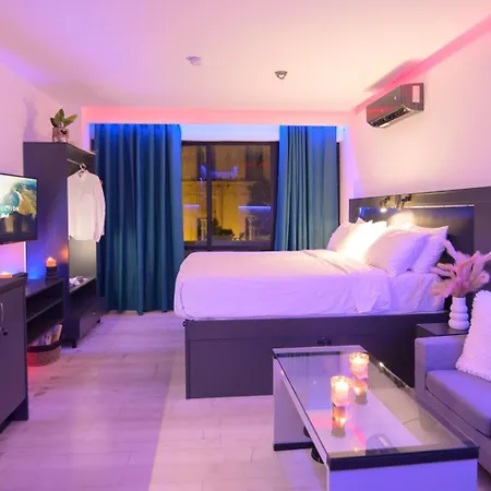 25 Dikaiosinis Ave. Apartment *